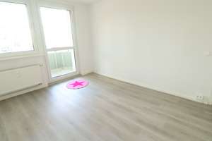 2 Raumwohnung mit Balkon für Singles – Keplerstraße 53, 9117 Siegmar, Chemnitz – Vorschaubild 3