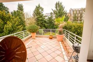 Elegante Stadtresidenz mit zeitlosem Charme im idyllischen Benrath – Die vollständige Adresse der Immobilie erhältst du vom Anbieter., 40597 Benrath, Düsseldorf – Vorschaubild 9