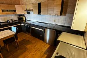 Charmantes Ein-/Zweifamilienhaus mit Scheune, Garage und großem Entwicklungspotenzial in Bad Berka – Die vollständige Adresse der Immobilie erhältst du vom Anbieter., 99438 Bad Berka – Vorschaubild 3
