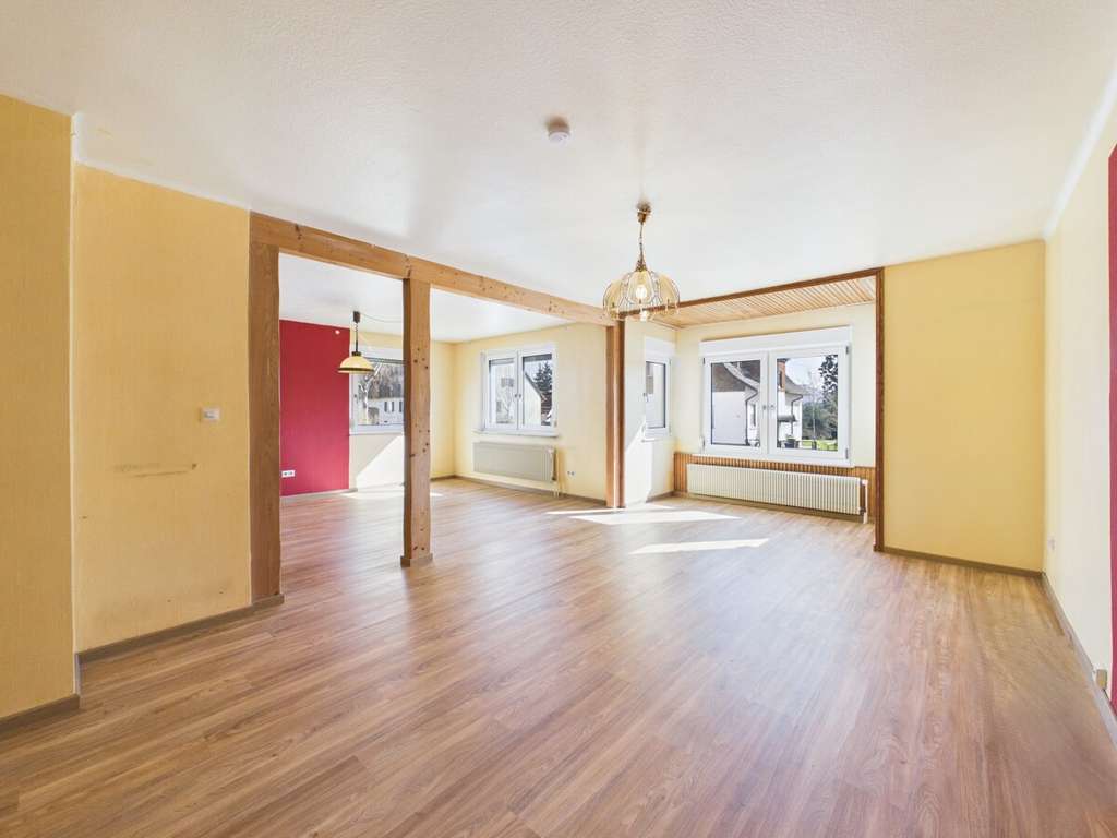 Immobilie in Rottweil - Ein Haus zum Ankommen – Großzügiges Wohnen mit traumhaftem Garten - Bild 1