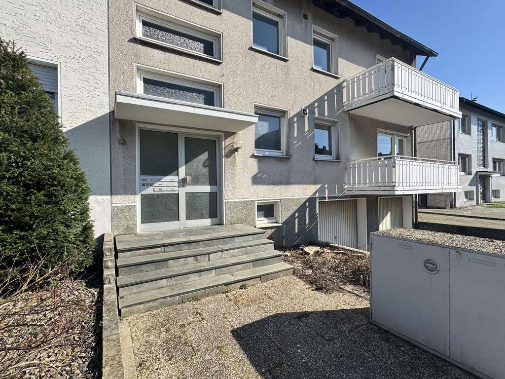 Immobilie in Hattingen - *MEHRGENERATIONENHAUS mit drei Garagen* - Bild 2