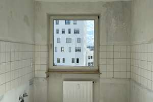 Schön geschnittene 4 Zimmer-Wohnung mit Loggia – Gebbertstr. 144, 91058 Sebaldus, Erlangen – Vorschaubild 10