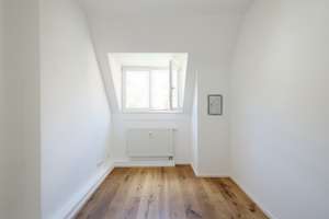 3 Zimmer DG-Maisonette in Denkmal direkt am Südheimer Platz ! – Burgstallstrasse 102, 70199 Südheim, Stuttgart – Vorschaubild 34