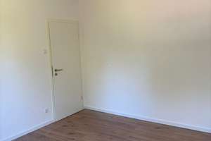 Renovierte 2 Zi. KDB-Whg.*ca.50 qm** Einbauküche*Vinylboden* – Everstalstr. 6, 44894 Langendreer, Bochum – Vorschaubild 9