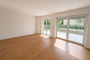 2-Zimmer Erdgeschoss-Wohnung IN-Süd m. Garten und großer Terrasse