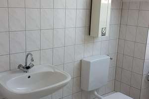 Renovierte 2,5 Zimmer DG-Wohnung in Bochum Weitmar-Mark – Die vollständige Adresse der Immobilie erhältst du vom Anbieter., 44795 Weitmar-Mark, Bochum – Vorschaubild 7