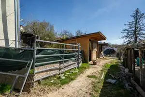 Sanierungsobjekt mit viel Platz für Mensch & Tier – Drei Stallungen und über 1.400 m² Grundstück – Rottweil (Kreis) – Vorschaubild 8