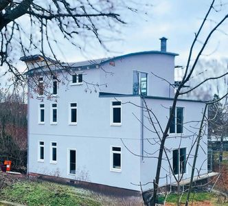 Hochwertige Dachgeschosswohnung mit traumhaftem Blick über Ilmenau