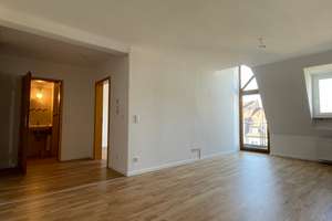 Renovierte 2-Zimmer-Wohnung im 5.OG mit Aufzug – Adam-Klein-Str. 29, 90429 Bärenschanze, Nürnberg – Vorschaubild 2