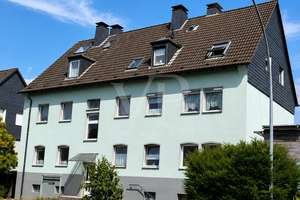 Lichtdurchflutetes Zuhause mit eigenem Garten und Kamin-Atmosphäre – Die vollständige Adresse der Immobilie erhältst du vom Anbieter., 42551 Velbert-Mitte, Velbert – Vorschaubild 2