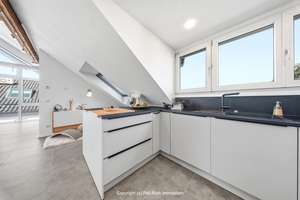 ELEGANT: Moderne Eigentumswohnung mit Garage und Wintergarten in ruhiger Randlage von KA-Knielingen – Die vollständige Adresse der Immobilie erhältst du vom Anbieter., 76187 Knielingen, Karlsruhe – Vorschaubild 4