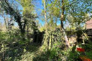 Sehr stark sanierungsbedürftige Doppelhaushälfte in Nürnberg-Ziegelstein! – Die vollständige Adresse der Immobilie erhältst du vom Anbieter., 90411 Ziegelstein, Nürnberg – Vorschaubild 39