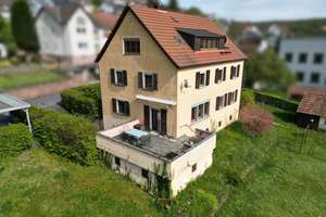 Gepflegtes Mehrfamilienhaus mit 3 Wohneinheiten und großem Garten – Die vollständige Adresse der Immobilie erhältst du vom Anbieter., 97737 Gemünden am Main – Vorschaubild 4
