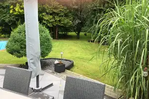 Ruhig und idyllisch: günstiges, gepflegtes 6,5-Raum-Haus in Toplage – Mecklenburger Weg 155, 27578 Bremerhaven – Vorschaubild 13