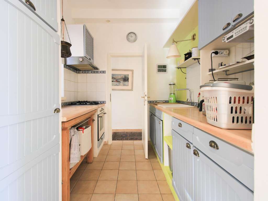 Immobilie in Mölln - Charmantes Stadthaus mit großzügigem Raumangebot und vielseitigen Nutzungsmöglichkeiten in Mölln - Bild 3