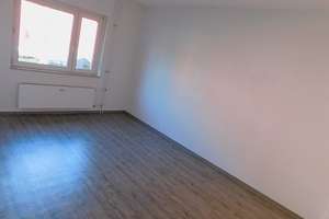 Großzügige 2 Zimmer Wohnung mit Wohnküche inkl. Einbauküche ! – Steubenstr. 19, 44803 Altenbochum, Bochum – Vorschaubild 7