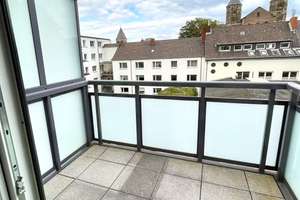 Stilvoll modernisiert: 3-Zimmer-Wohnung in zentraler Lage von Köln – Die vollständige Adresse der Immobilie erhältst du vom Anbieter., 50667 Altstadt/Süd, Köln – Vorschaubild 11