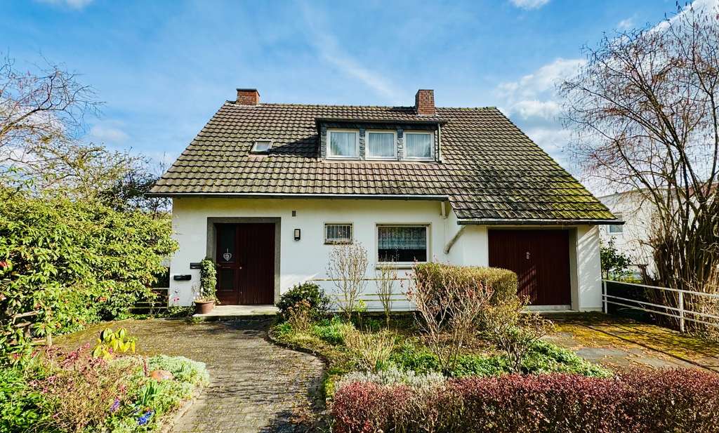 Immobilie in Wachtberg - Viel Platz für Ihre Ideen - Bild 1