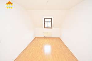 Dachgeschoss-Maisonette-Wohnung mit Balkon, Tageslichtbad und Einbauküche gesucht? – Uhlandstraße 9, 9130 Sonnenberg, Chemnitz – Vorschaubild 13