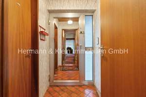 Reihenmittelhaus mit Charme und Potenzial – Ihr  Zuhause in beliebter Lage von Frankfurt-Nied – Die vollständige Adresse der Immobilie erhältst du vom Anbieter., 65934 Nied, Frankfurt am Main – Vorschaubild 2