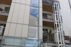 ruh, helle 2 Zimmer + gr. Wohnküche, BLK zum Innenhof, Lift – Tegernseer Platz 3, 81541 Obergiesing, München – Vorschaubild 2