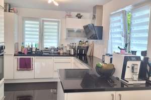 Elegantes Townhouse in begehrter Lage –  Stilvolle Wohnatmosphäre für die ganze Familie – Die vollständige Adresse der Immobilie erhältst du vom Anbieter., 53619 Rheinbreitbach – Vorschaubild 11