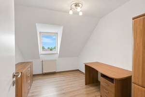 VERMIETETE DACHGESCHOSS-WOHNUNG IN BEVORZUGTER LAGE – Die vollständige Adresse der Immobilie erhältst du vom Anbieter., 1309 Blasewitz (Stadtteil), Dresden – Vorschaubild 6