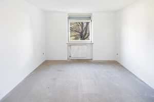 Charmante 4-Zimmer-Wohnung mit Ausbaupotenzial in München-Aubing – München – Vorschaubild 6