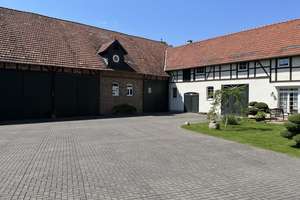 Sehr gepflegtes, großzügiges Hof-Anwesen – Die vollständige Adresse der Immobilie erhältst du vom Anbieter., 38448 Warmenau, Wolfsburg – Vorschaubild 1