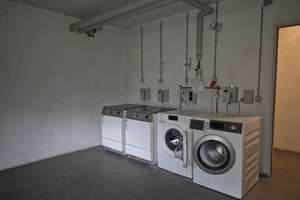 Charmante Dachgeschosswohnung mit Balkon, Einbauküche, Tiefgaragenstellplatz & Waschautomat – Dennachstr. 23, 75175 Buckenberg, Pforzheim – Vorschaubild 10