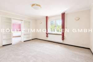 Bungalow direkt am Landschaftspark: 250m² BGF, 5 Zimmer, qualitative Ausstattung, Garage & Garten – 12355 Rudow, Berlin – Vorschaubild 17