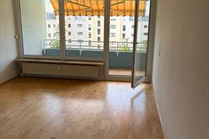 3-Zimmer-Wohnung von Privat  in der Heilbronner Kernstadt, Nähe Neckar / Wertwiesenpark – Schöttlestraße 46, 74074 Heilbronn, Heilbronn – Vorschaubild 4