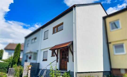 Familienfreundliches Reihenhaus in ruhiger Lage von Großbettlingen!