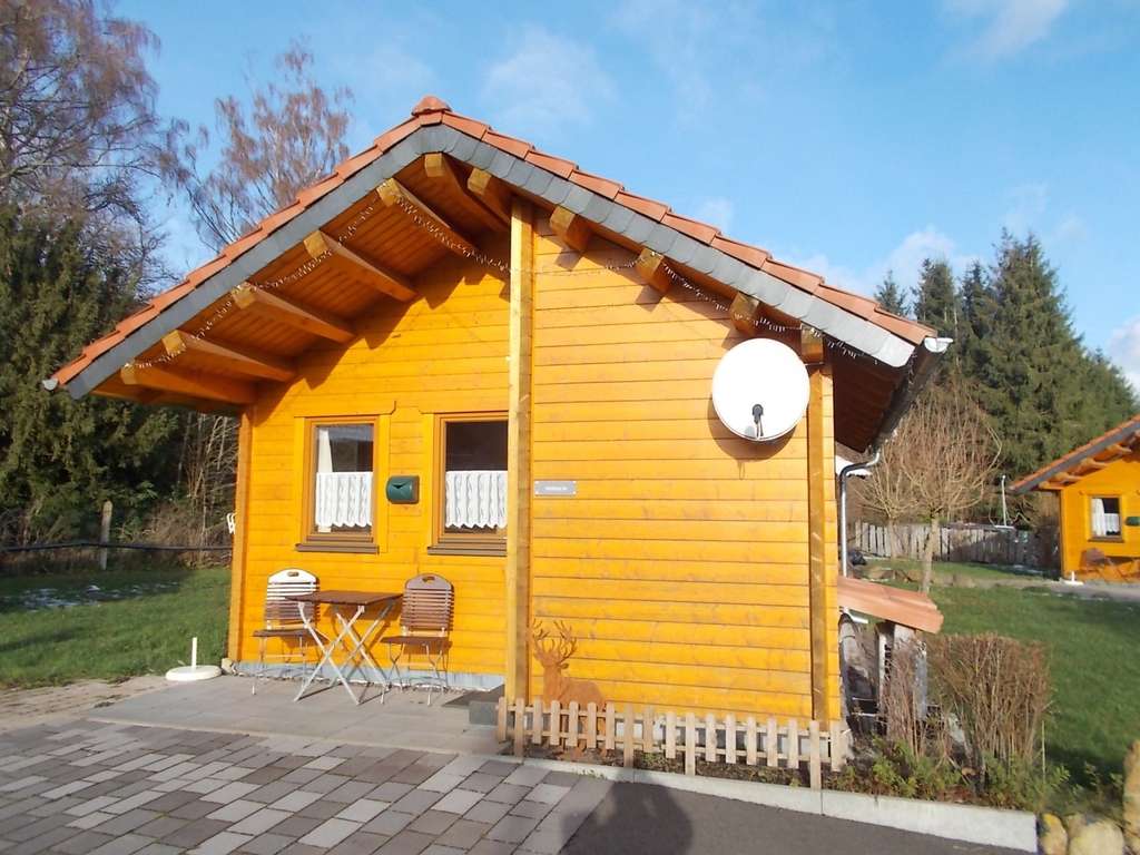 Immobilie in Grebenhain - Gasthof – Ferienhäuser – Wohnungen im Grünen in Ilbeshausen-Hochwaldhausen - Bild 4