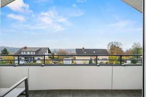 gepflegtes Zweifamilienhaus in ruhiger Lage
auf sonnigem, großem - aufteilbarem - Grundstück – Die vollständige Adresse der Immobilie erhältst du vom Anbieter., 78333 Stockach – Vorschaubild 2