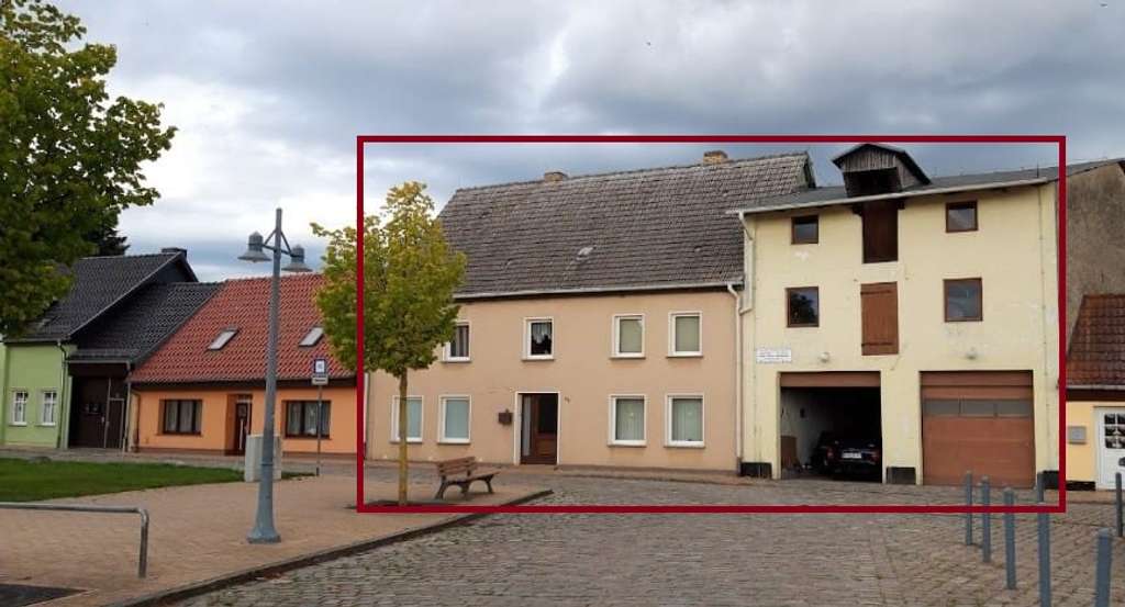 Immobilie in Lassan - Sanierungsobjekt mit Potenzial ! Wohnhaus u. Speicher mit direktem Wasserzugang / Bootsanleger !!! - Bild 1