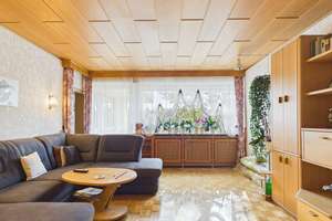 Hier steckt Zukunft drin! 4-Zimmer-Wohnung mit Balkon, Garage und riesigem Potenzial in Karben - OT – 61184 Karben – Vorschaubild 3