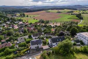 Viel Raum für Ihre Zukunft – Großzügiges Zuhause in beliebter Lage von Wehrshausen  – Die vollständige Adresse der Immobilie erhältst du vom Anbieter., 35041 Wehrshausen, Marburg – Vorschaubild 15