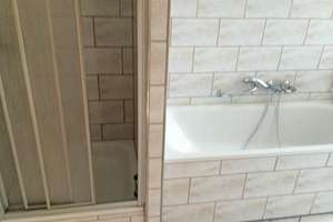 *** Großzügige 2-Zimmer mit Aufzug, Wanne, Dusche und Laminat in zentraler Lage!! ** – Zietenstraße 54, 9130 Sonnenberg, Chemnitz – Vorschaubild 1
