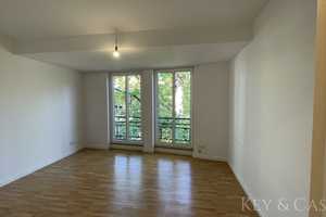 Kernsanierte 2-Zimmer-Wohnung mit Autostellplatz in Prenzlauer Berg – Berlin – Vorschaubild 1