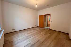 Renovierte Erdgeschosswohnung mit Balkon und neuer Einbauküche in Magdeburg-Sudenburg  – Heidestraße  18, 39112 Magdeburg – Vorschaubild 8