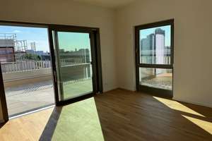 TOP * 3 Zimmer Penthouse * Terrasse Süd-/West * Einbauküche * Einbauschränke * TG SP – Landsberger Allee 28,28A-28C, 10249 Friedrichshain, Berlin – Vorschaubild 4
