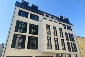 Genial! + PKW-Stellplatz inklusive + Dunkles Parkett + Fußbodenheizung + Wanne & Dusche + LED-Licht  – Petzscher Straße 12, 4129 Eutritzsch, Leipzig – Vorschaubild 4