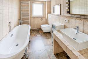 Einfamilienhaus mit Potential in Hünfelden - Mensfelden – 60329 Bahnhofsviertel, Frankfurt am Main – Vorschaubild 12