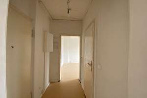 Süße "Erste Wohnung" - gerne Studenten/Azubis - Tapezierarbeiten erforderlich - Wir kommen entgegen! – Kottmeierstraße 21, 12459 Oberschöneweide, Berlin – Vorschaubild 6