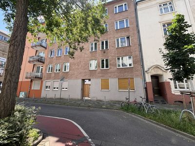Ca. 59m² große und vermietete Zwei-Zimmer-Wohnung mit Balkon  in Düsseldorf-Friedrichstadt