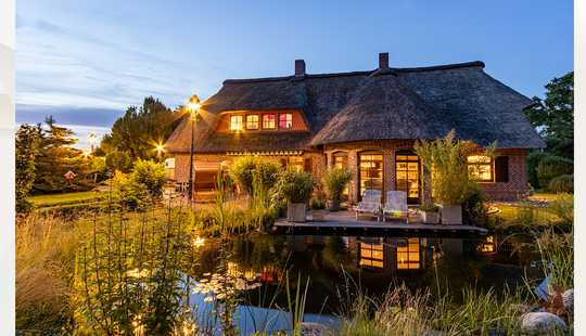 Bild von Charme trifft Komfort: Reetdachanwesen in bevorzugter Lage !