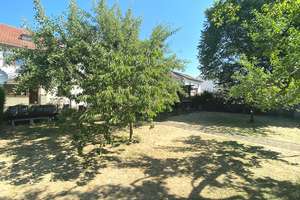 Neu-Ulm: Modernisiertes Mehrfamilienhaus (DHH)  mit idyllischem Garten in Donau-Nähe