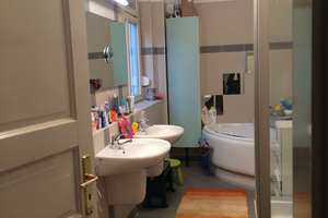 Property thumbnail 12