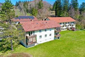 TOP Gelegenheit, 4-Familienhaus in der Nähe von Isny – Kapfweg 8, 88316 Isny im Allgäu – Vorschaubild 1